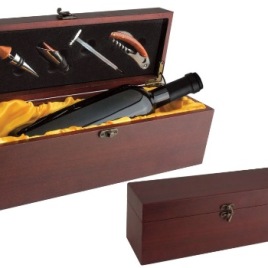 Set Vino 4 pezzi in scatola di legno per 1 bottiglia, Art. 657 con stampa del tuo logo